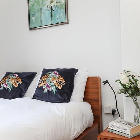 2 Bedroom Apartment In Waterloo Central 伦敦 外观 照片