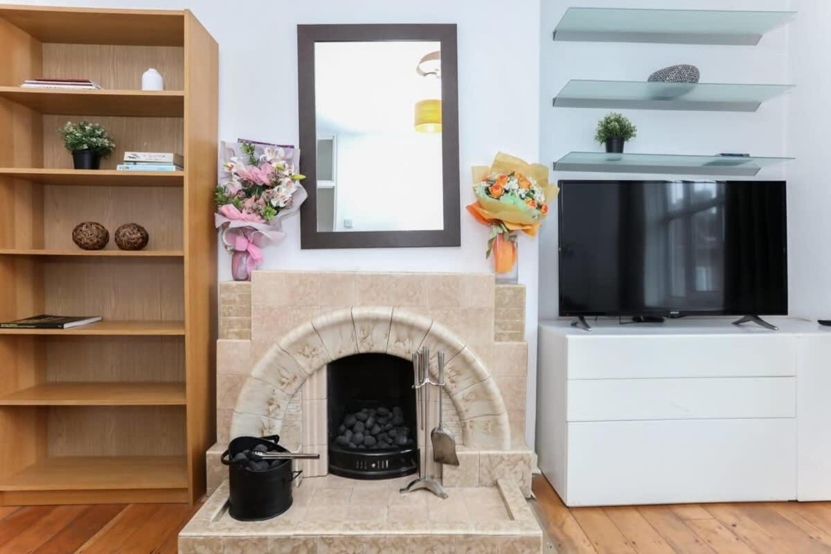 2 Bedroom Apartment In Waterloo Central 伦敦 外观 照片